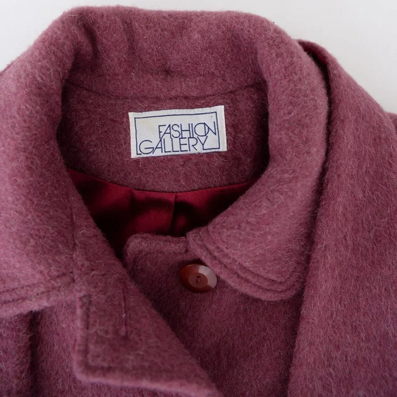 Vintage Fashion Gallery 72% Wool, 18% Mohair  Purple Single Breasted Winter Coat - Picture 13 of 15